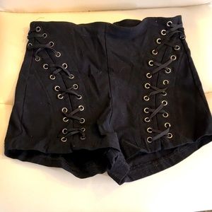 Shorts, black, spirit store, size m, and wore once